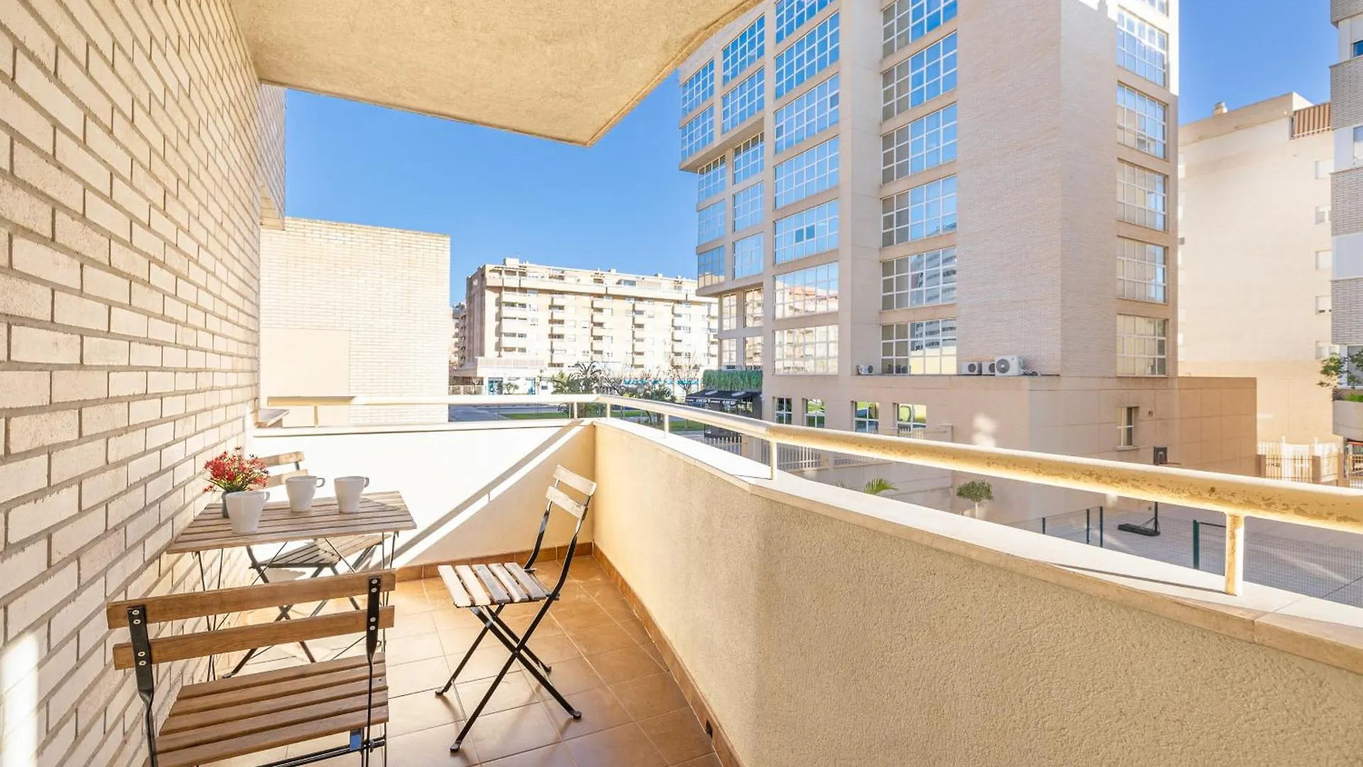 H2M Teatinos Pool & Terrace Appartement Málaga