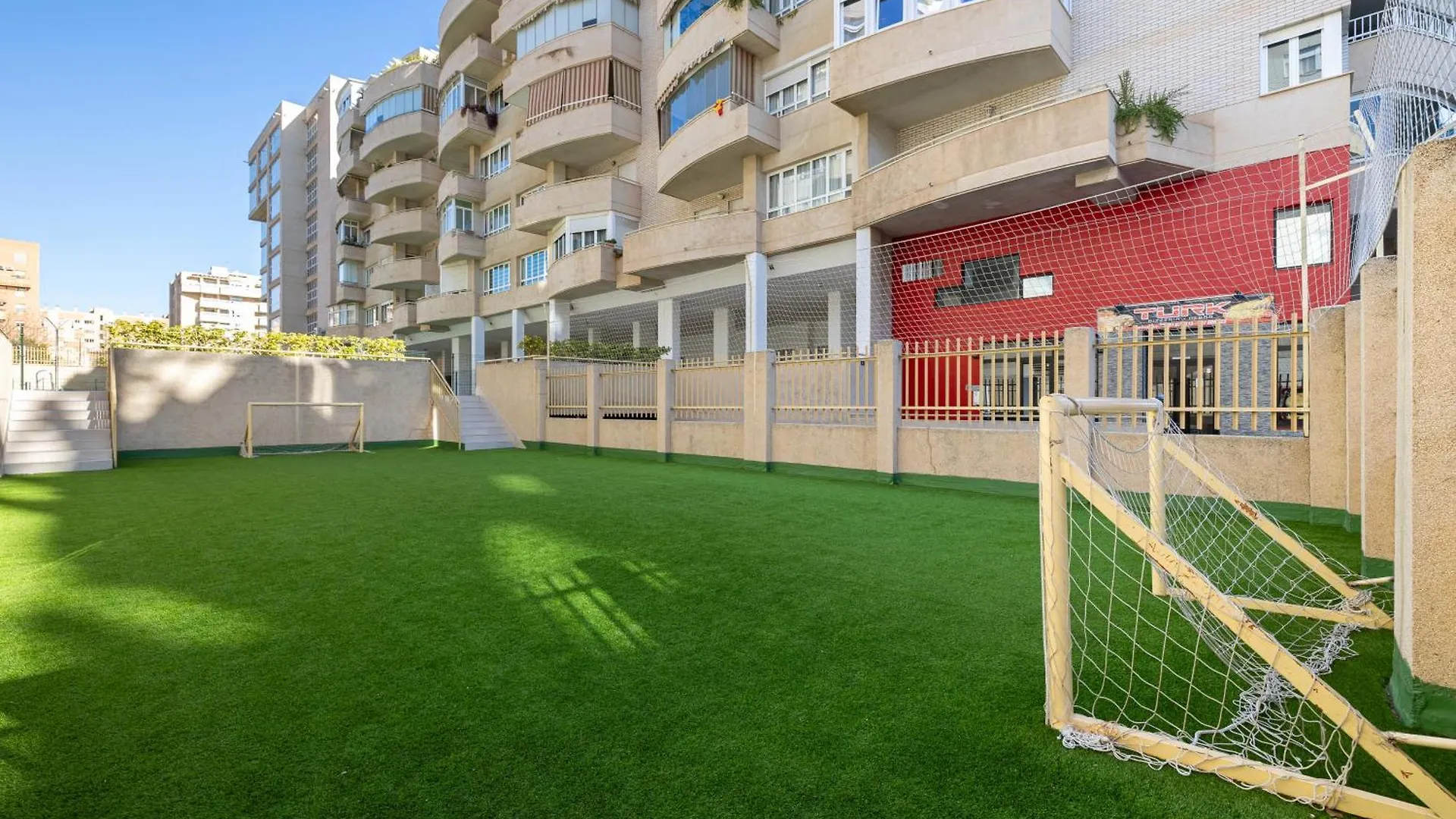 H2M Teatinos Pool & Terrace Appartement Málaga