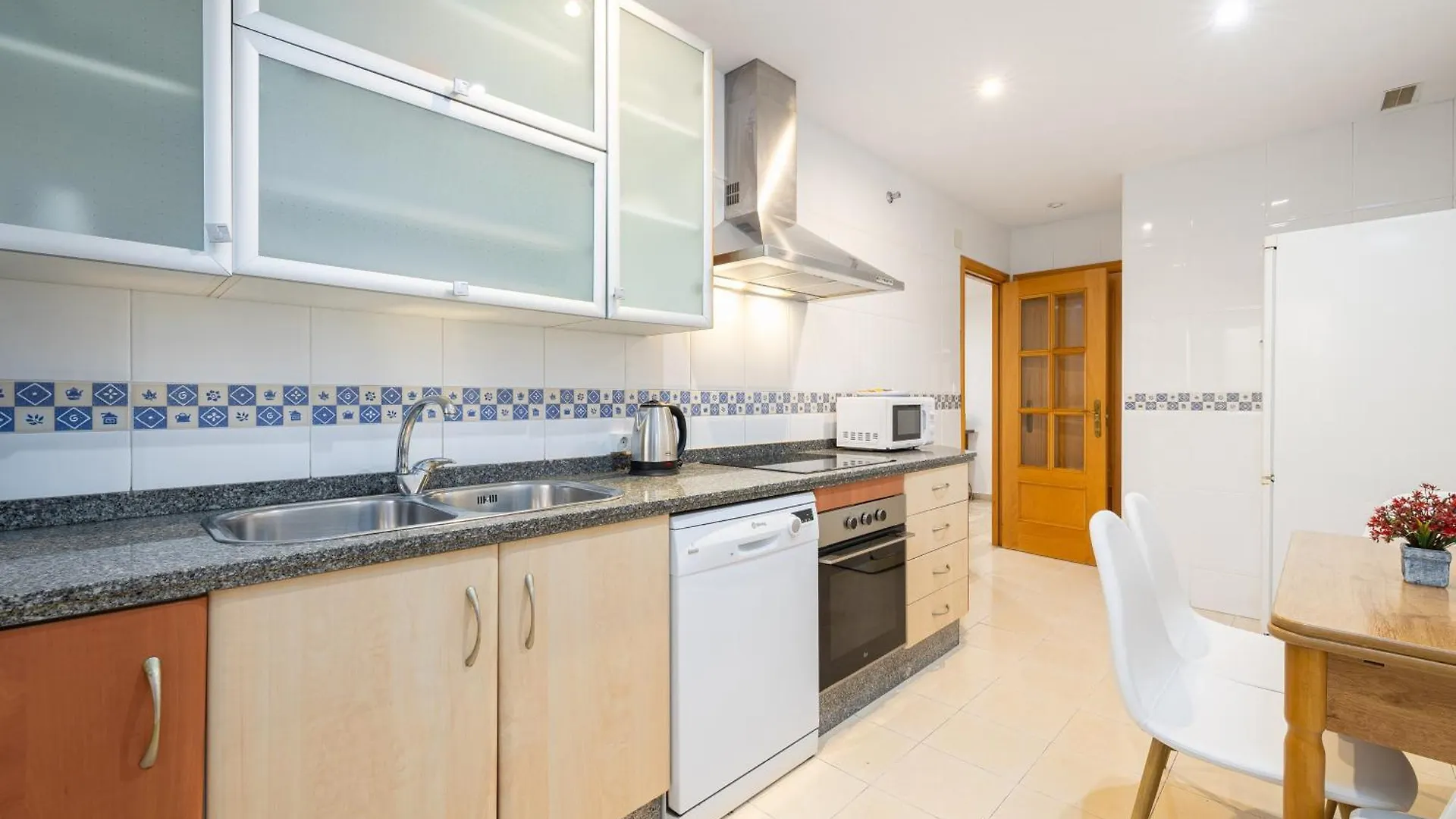 H2M Teatinos Pool & Terrace Apartman Málaga